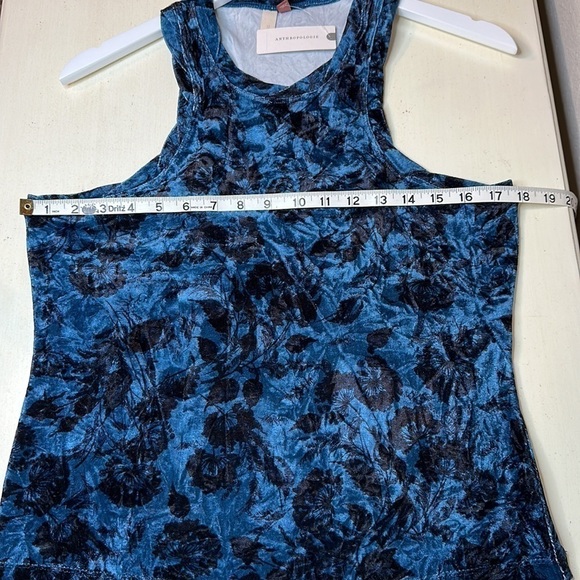 NWT Pilcro Velveteen Racerback Tank Size Medium - Picture 11 of 14